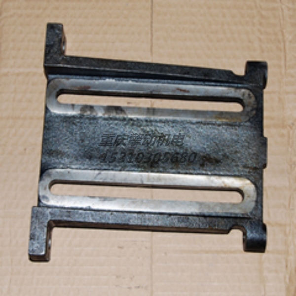 康明斯風(fēng)扇支架 210235