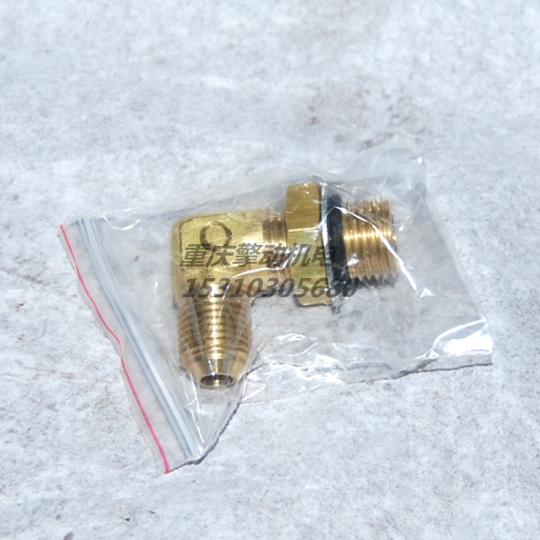 康明斯接頭 3033024