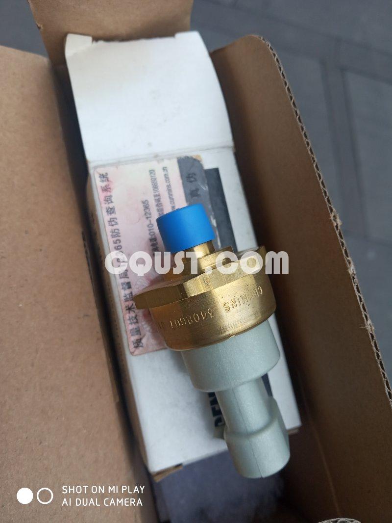 康明斯發(fā)動機(jī)機(jī)油壓力傳感器3408607