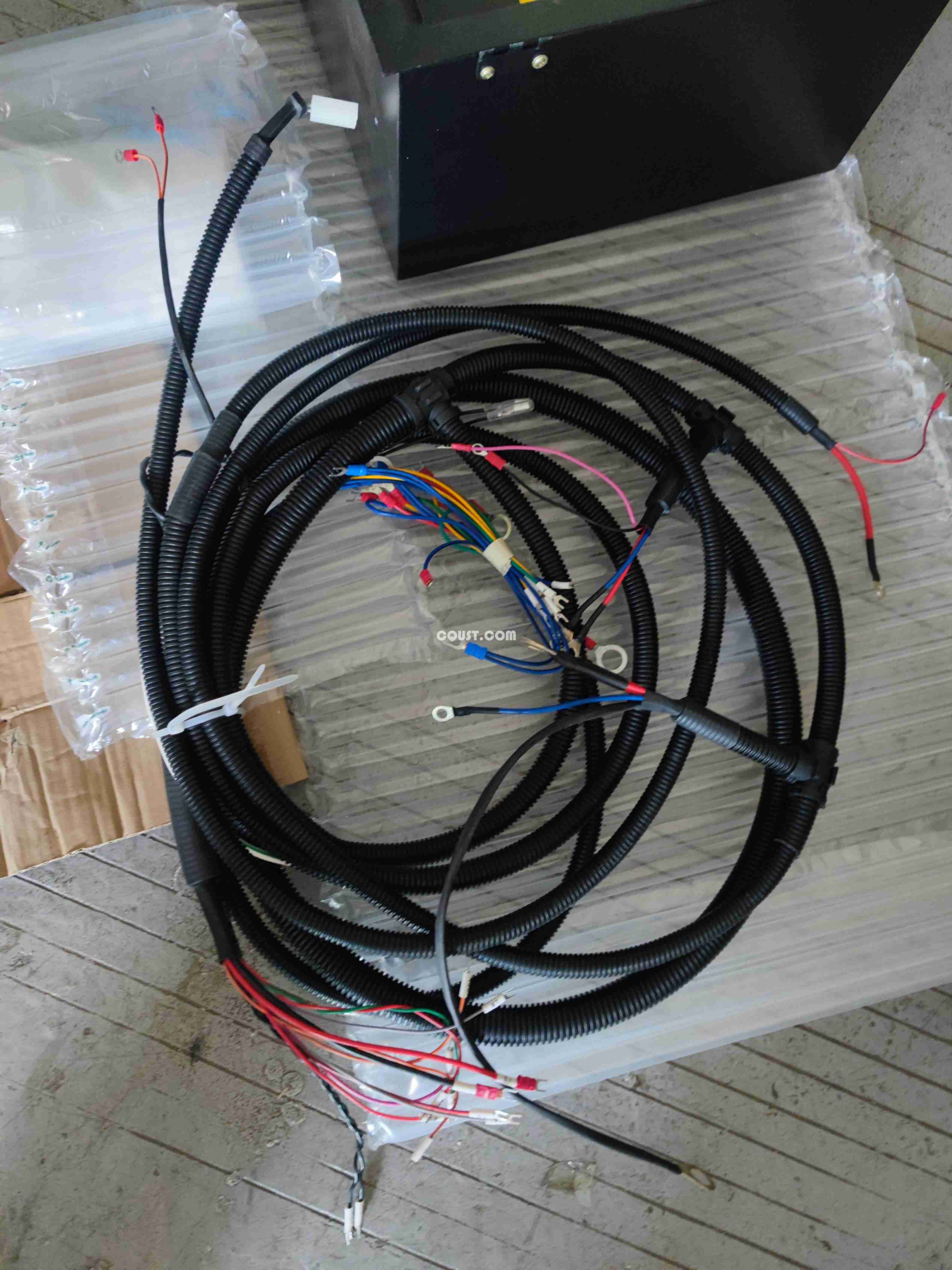 適配康明斯kta19發(fā)電機組 500kva 控制箱總成帶線束